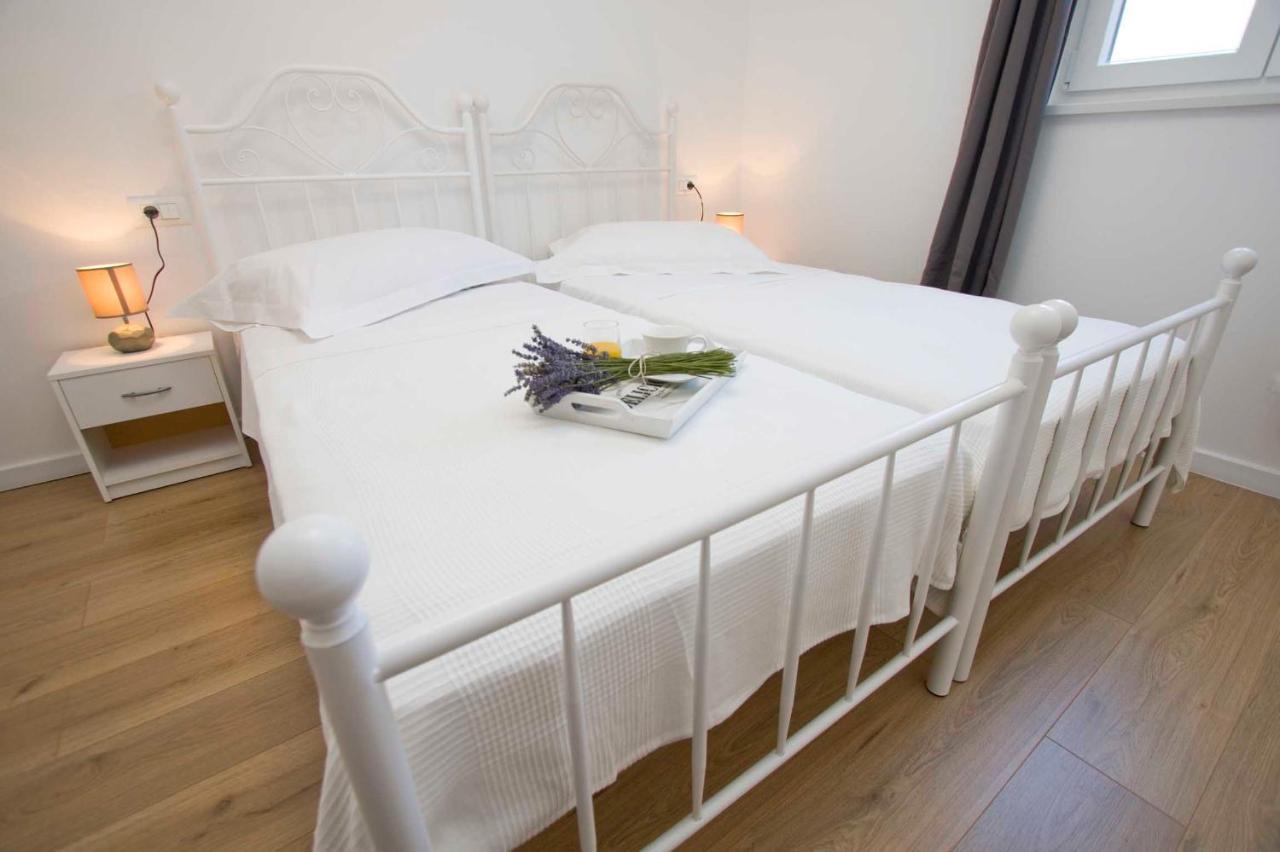 Apartmani Rustica Drašnice Eksteriør billede