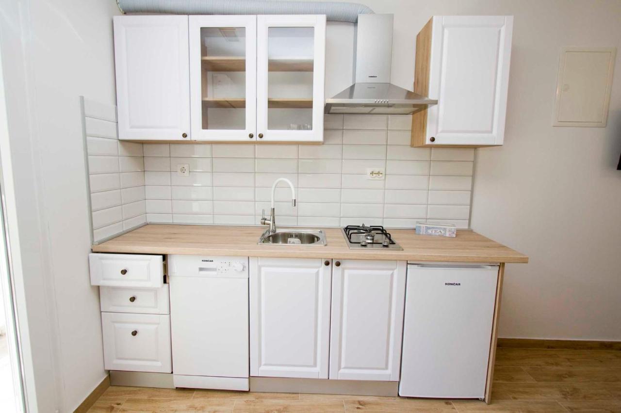Apartmani Rustica Drašnice Eksteriør billede