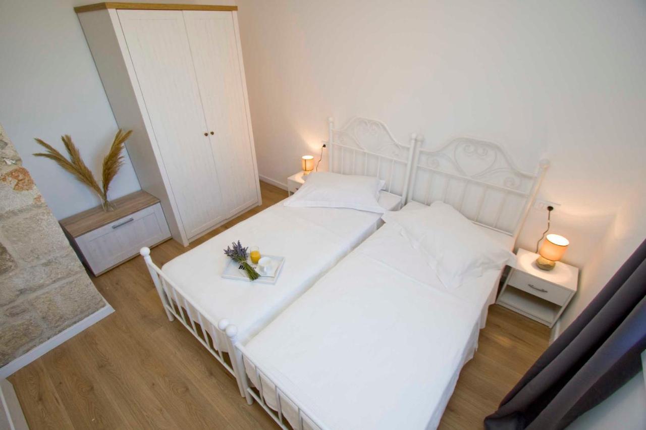 Apartmani Rustica Drašnice Eksteriør billede