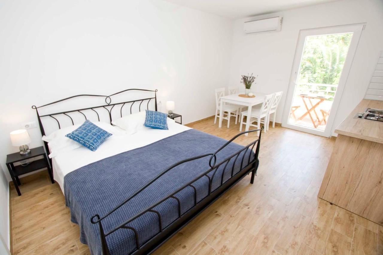 Apartmani Rustica Drašnice Eksteriør billede